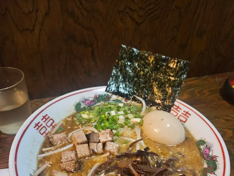 텐고쿠 라멘 근접샷