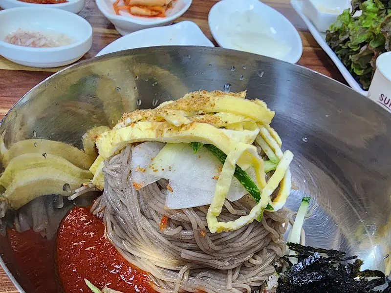 비빔 막국수