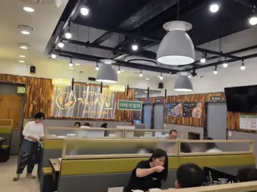 서귀포 신시가지에서 만난 샤브샤브 레전드! 가족 외식은 무조건 여기, 제주 맛집 등극!