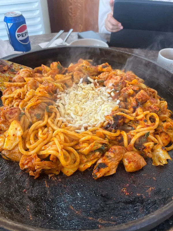 닭갈비와 우동사리