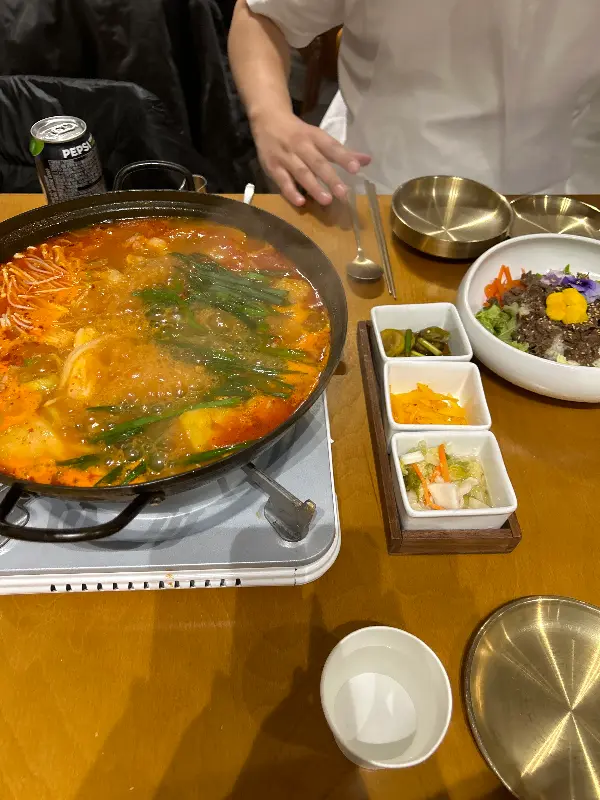 보글보글 끓고 있는 곱도리탕