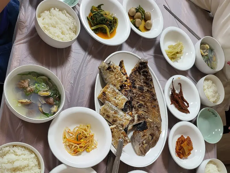 생선구이 한 상 차림