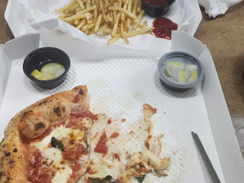 피자와 감자튀김