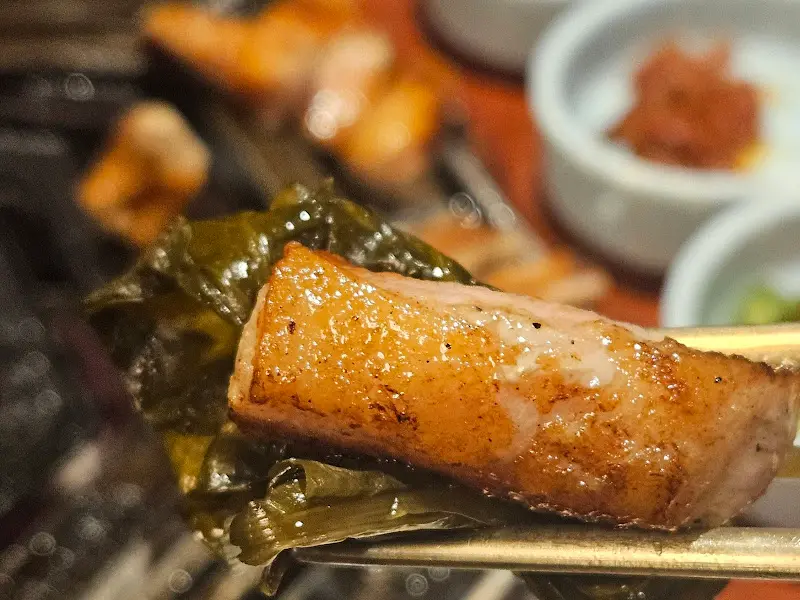 육즙 가득한 삼겹살