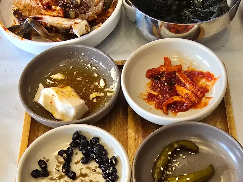 맛깔스러운 밑반찬