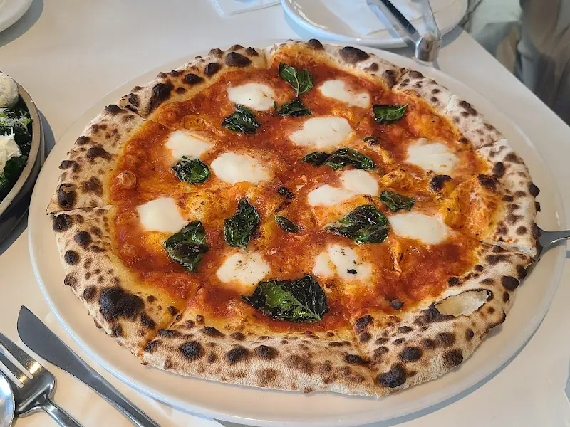 마르게리따 피자