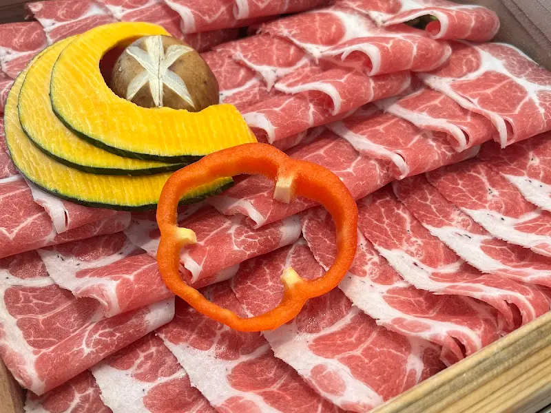 편백찜에 사용되는 신선한 소고기