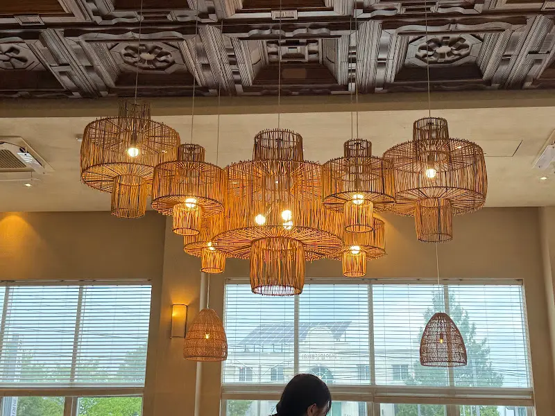 맥문동 내부 조명