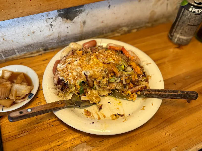 계란 프라이가 올라간 오코노미야키