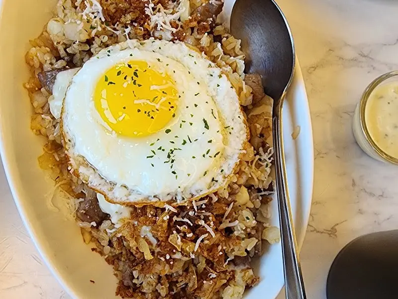 스테이크 볶음밥 근접샷