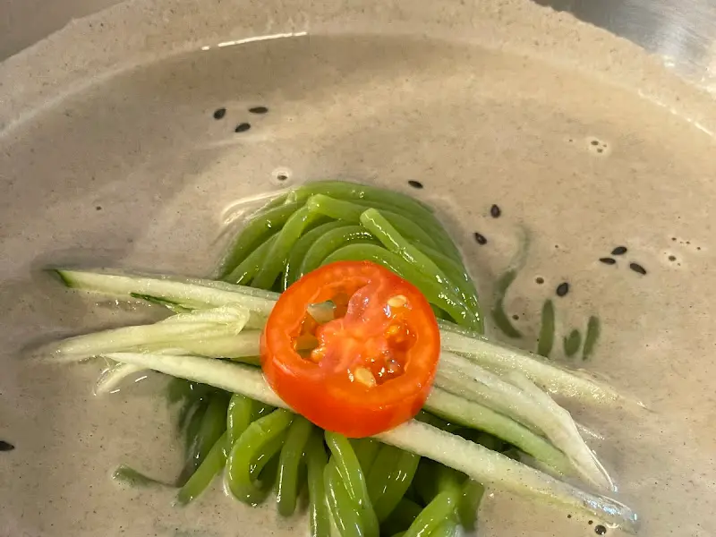 검은콩국수 근접샷