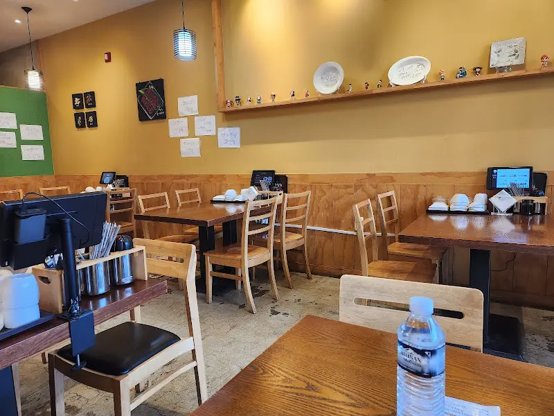 깔끔한 매장 내부