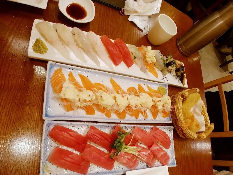 모듬 초밥 한 상 차림