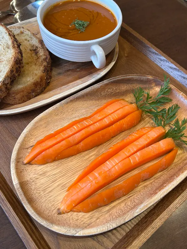 당근 스프와 샌드위치