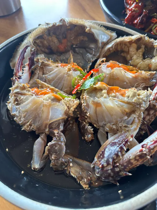 간장게장의 풍성한 알