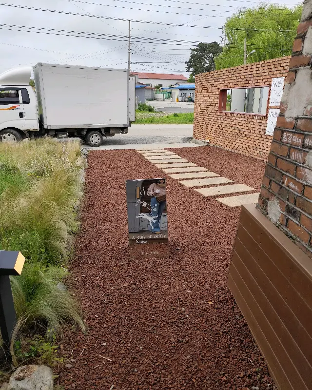 카페 외부 풍경