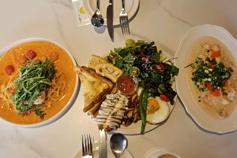 푸짐한 글로우 브런치 한상차림