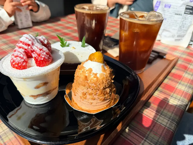 갸또드레브에서 즐기는 디저트 타임