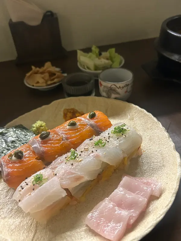 광어, 연어 사시미