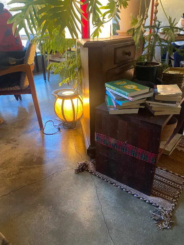 카페 내부 인테리어