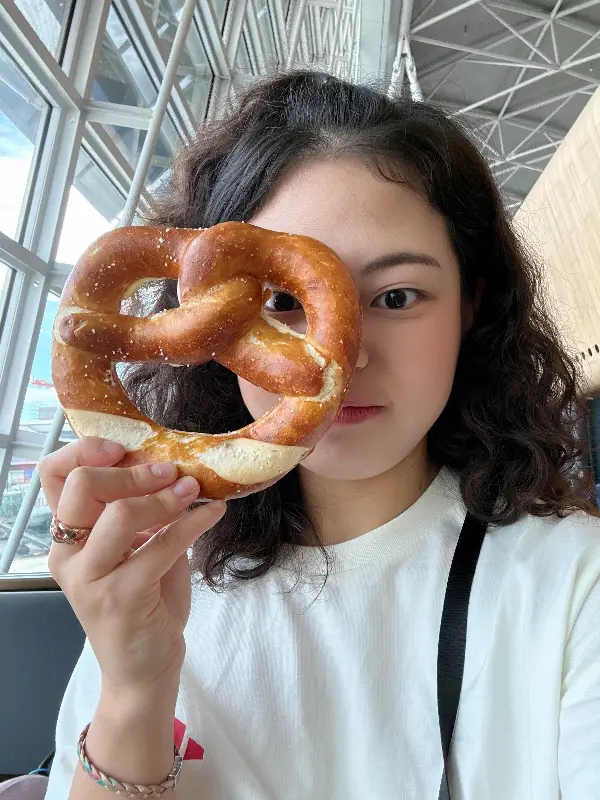 김가루와 깨가 듬뿍 뿌려진 장칼국수