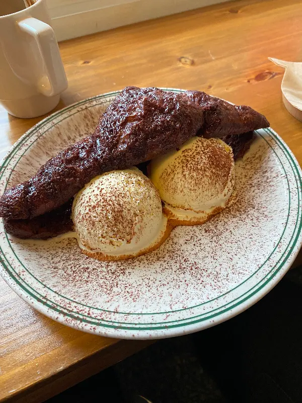 카페 내부 인테리어