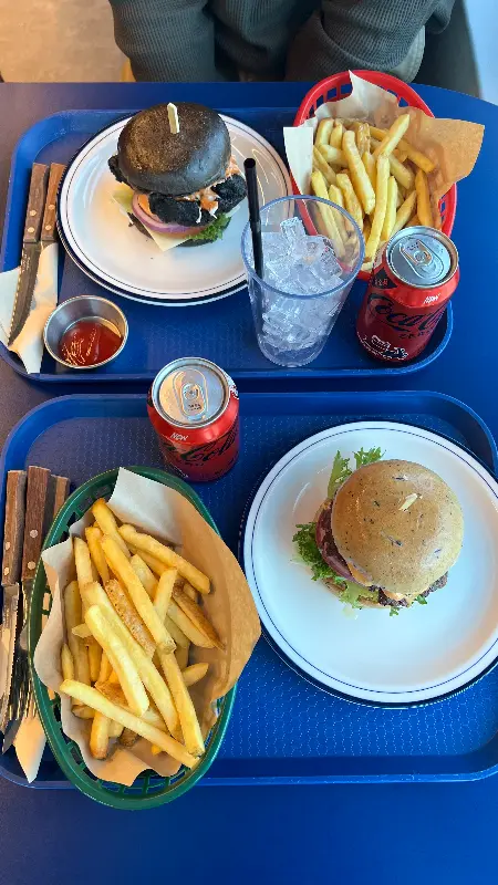 돌섬버거와 BBB버거