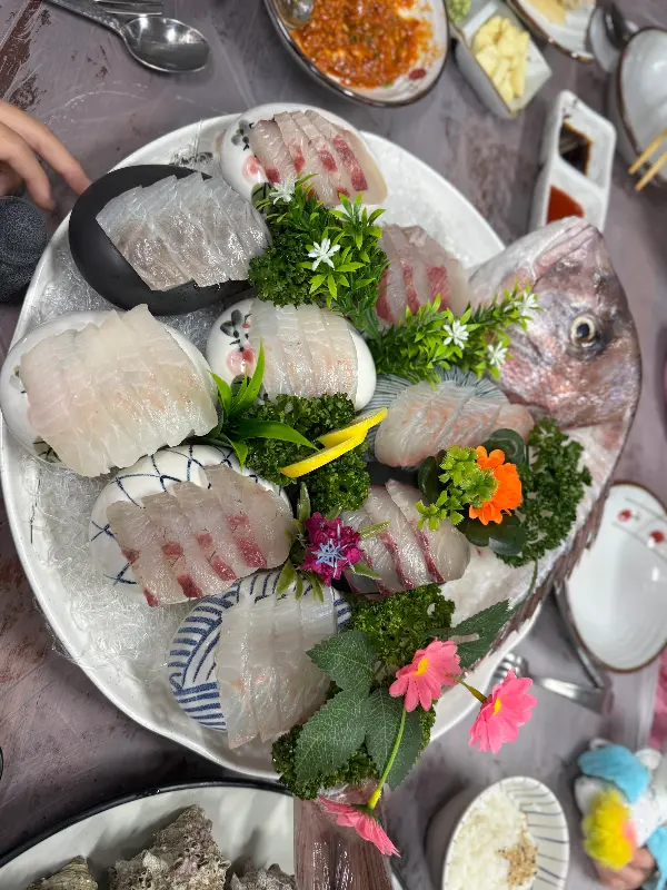 싱싱한 회 한 상