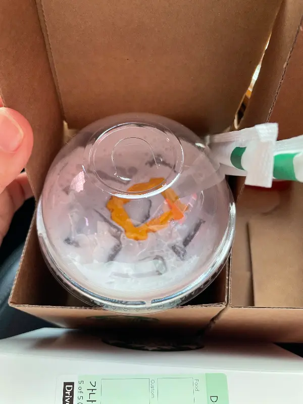 깔끔하게 포장된 음료