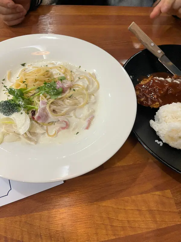 파스타와 돈까스의 조화