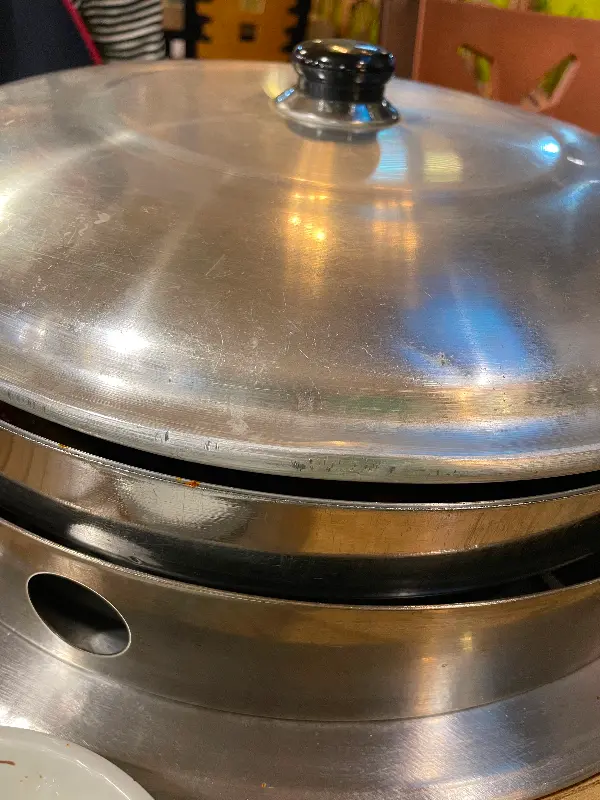 닭갈비 볶는 과정을 담은 사진