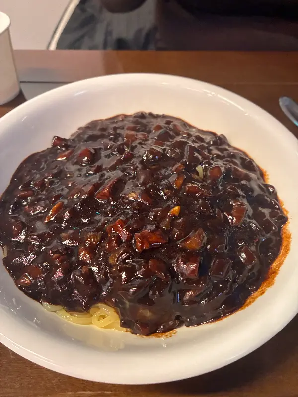 한 젓가락 하실래예?