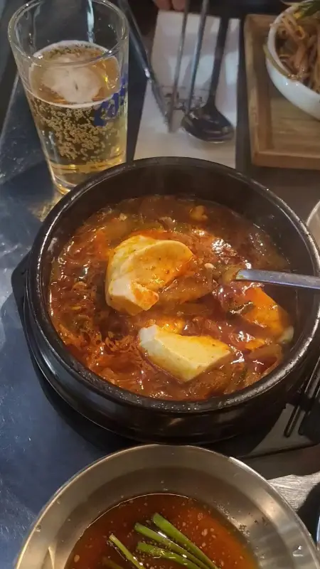 순두부찌개의 모습