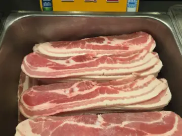 뇌가 황홀경에 빠지는 김포 무한리필 맛집, 백미무한정갈비에서 펼쳐지는 미식 실험!