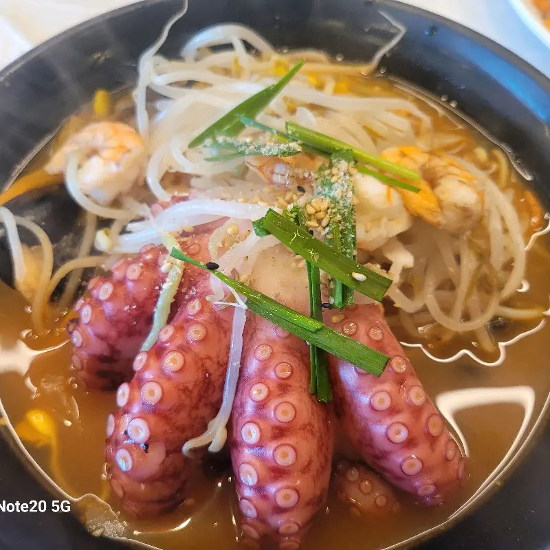 문어짬뽕 확대샷