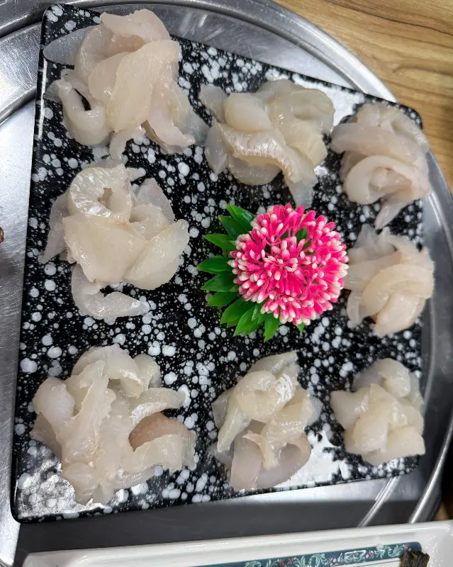 싱싱한 회 한 접시