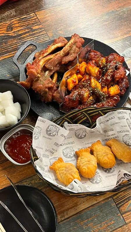 쪽갈비와 미니 붕어빵