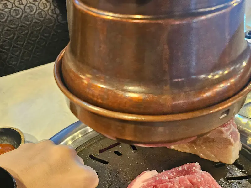 고기 굽는 모습