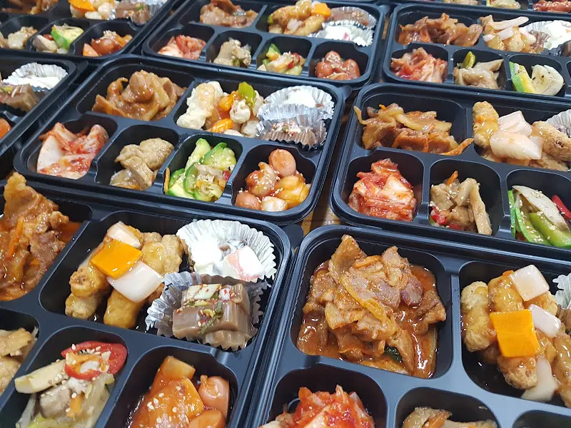 정갈한 도시락 세트