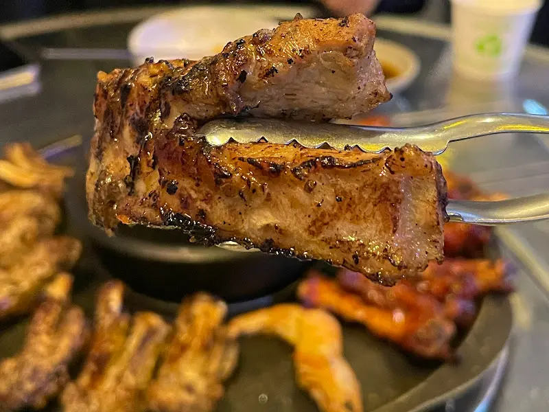 촉촉한 등갈비 단면