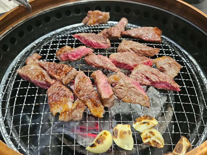 숯불에 구워먹는 한우