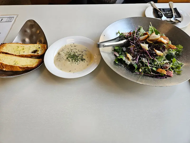 샐러드, 스프, 식전빵