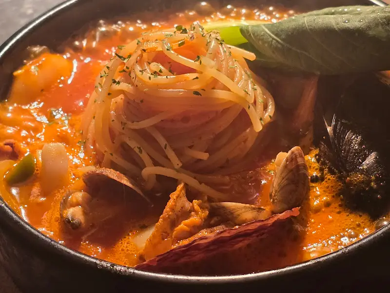 뚝배기 파스타 근접샷