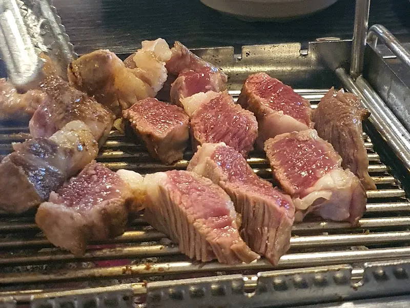 양갈비 굽는 모습