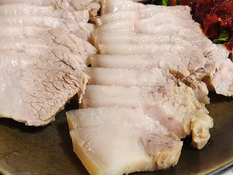 촉촉하고 부드러운 수육