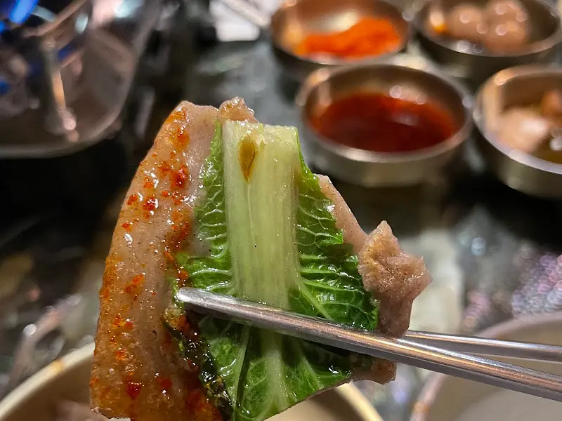 쌈으로 즐기는 맛있는 고기