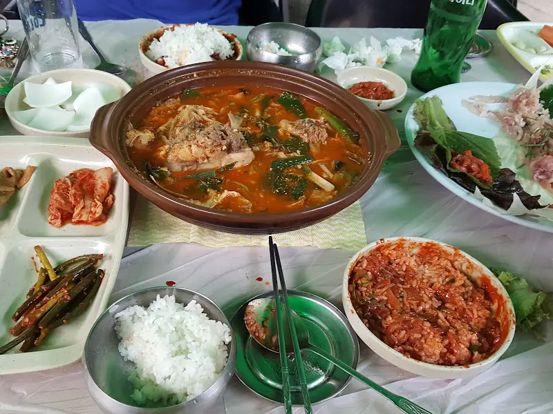 매운탕 한상차림