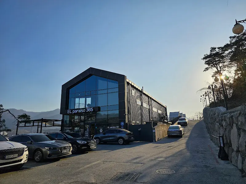 엘파라이소365 외부 전경