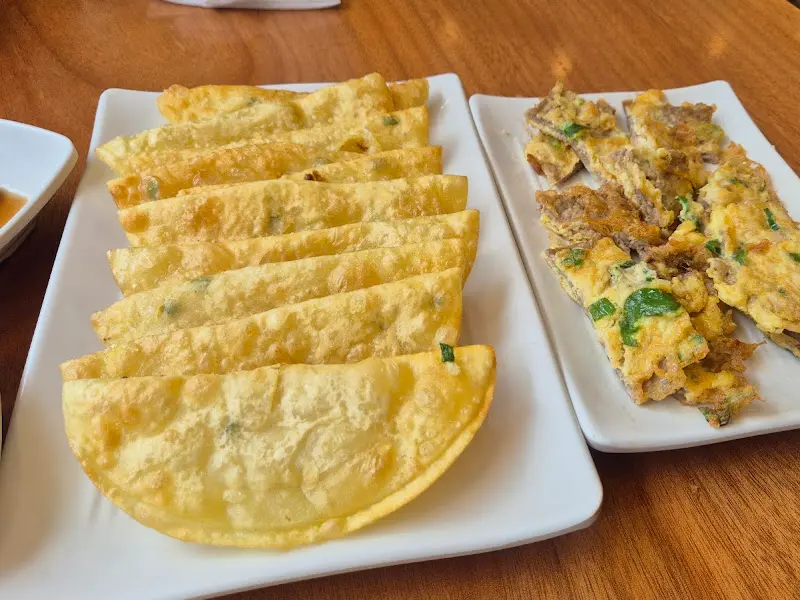 육전과 납작만두