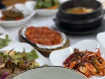 돌아오는 계절의 맛, 수덕사 길손식당에서 만난 풍요로운 예산 산채정식 맛집